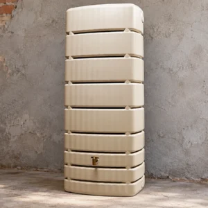 Cuve GARANTIA Slim 500 L 995168 sable à reliefs horizontaux et robinet en façade.
